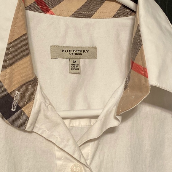 Authentic BURBERRY polo - Picture 3 of 7